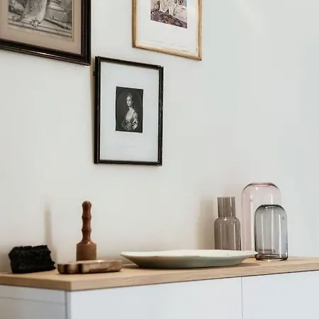 Apartment Lovely